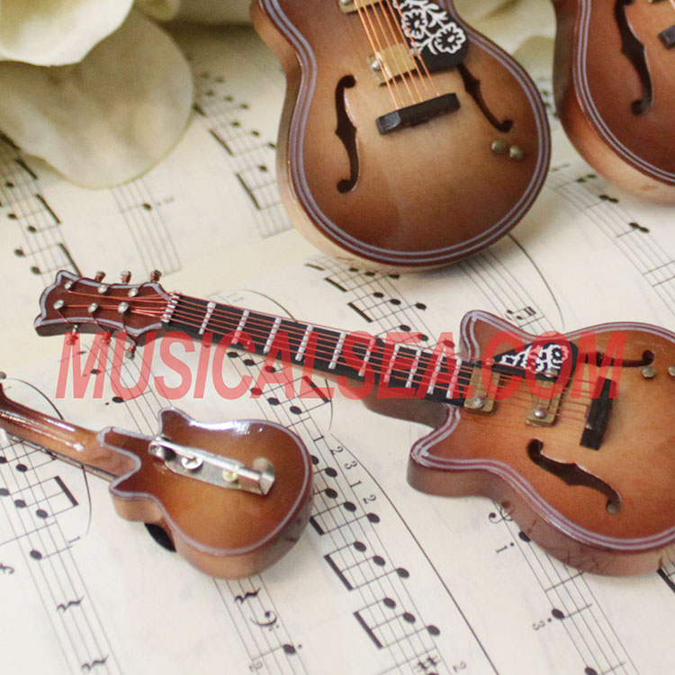 mini musical instrument